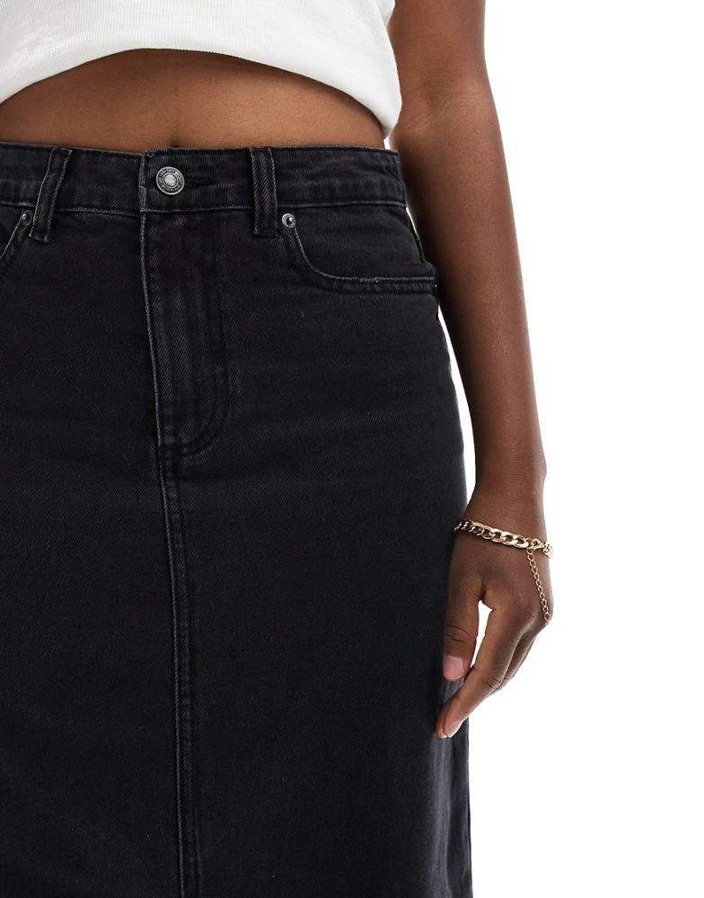 Don't Think Twice DTT denim midi skirt with front split in black 3