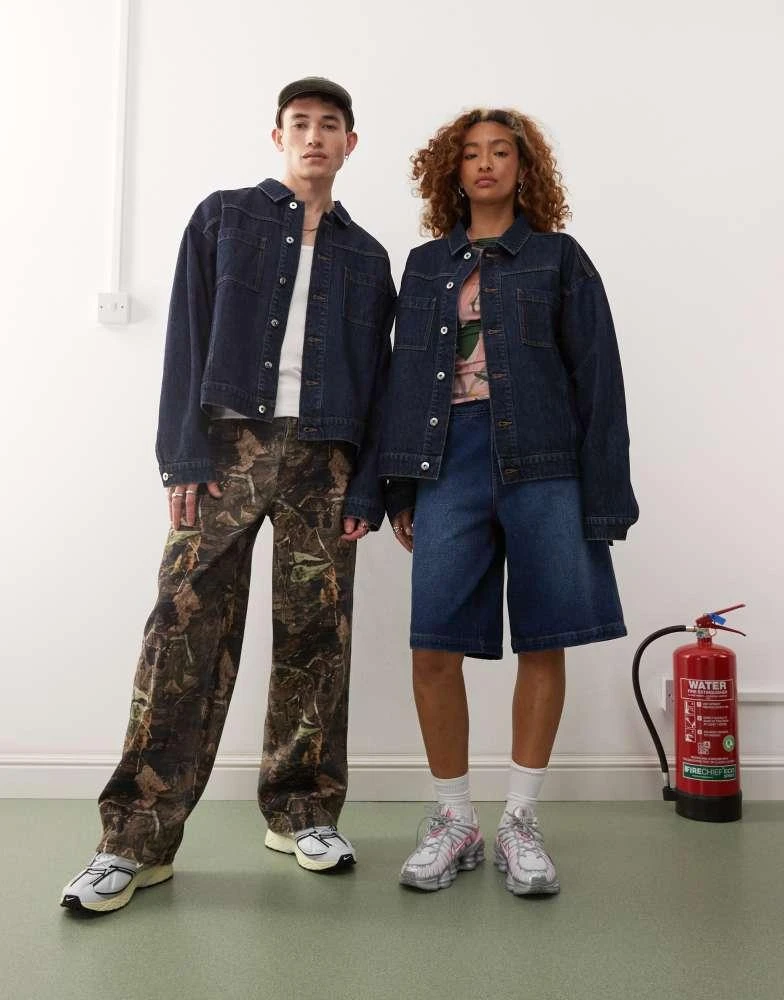 COLLUSION COLLUSION Unisex denim trucker jacket in rinsewash 3