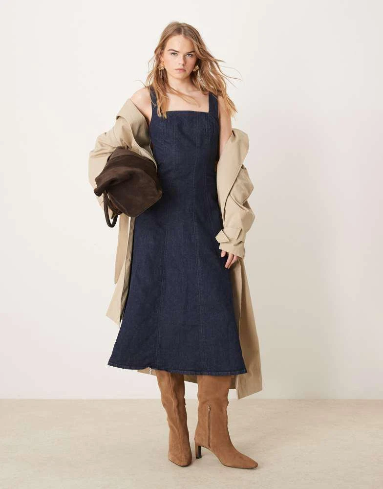 Abercrombie & Fitch square neck fit & flare paneled denim midi dress in indigo wash-Navy Abercrombie & Fitch square neck fit & flare paneled denim midi dress in indigo wash-Navy