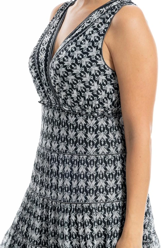 Shop V-Neck Sleeveless Mesh Midi Dress on Sale at BeyondStyle  Get 80% Off  V-Neck Sleeveless Mesh Midi Dress with Limited-Time Flash Deals, Exclusive  Discounts, and Special Offers. Enjoy Unbeatable Savings on