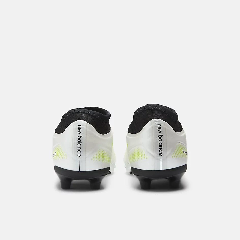 New Balance TEKELA TEAM LOW LACED JNR FG V5 5
