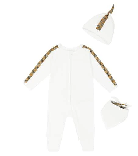 Burberry Baby onesie, bib and hat set 1