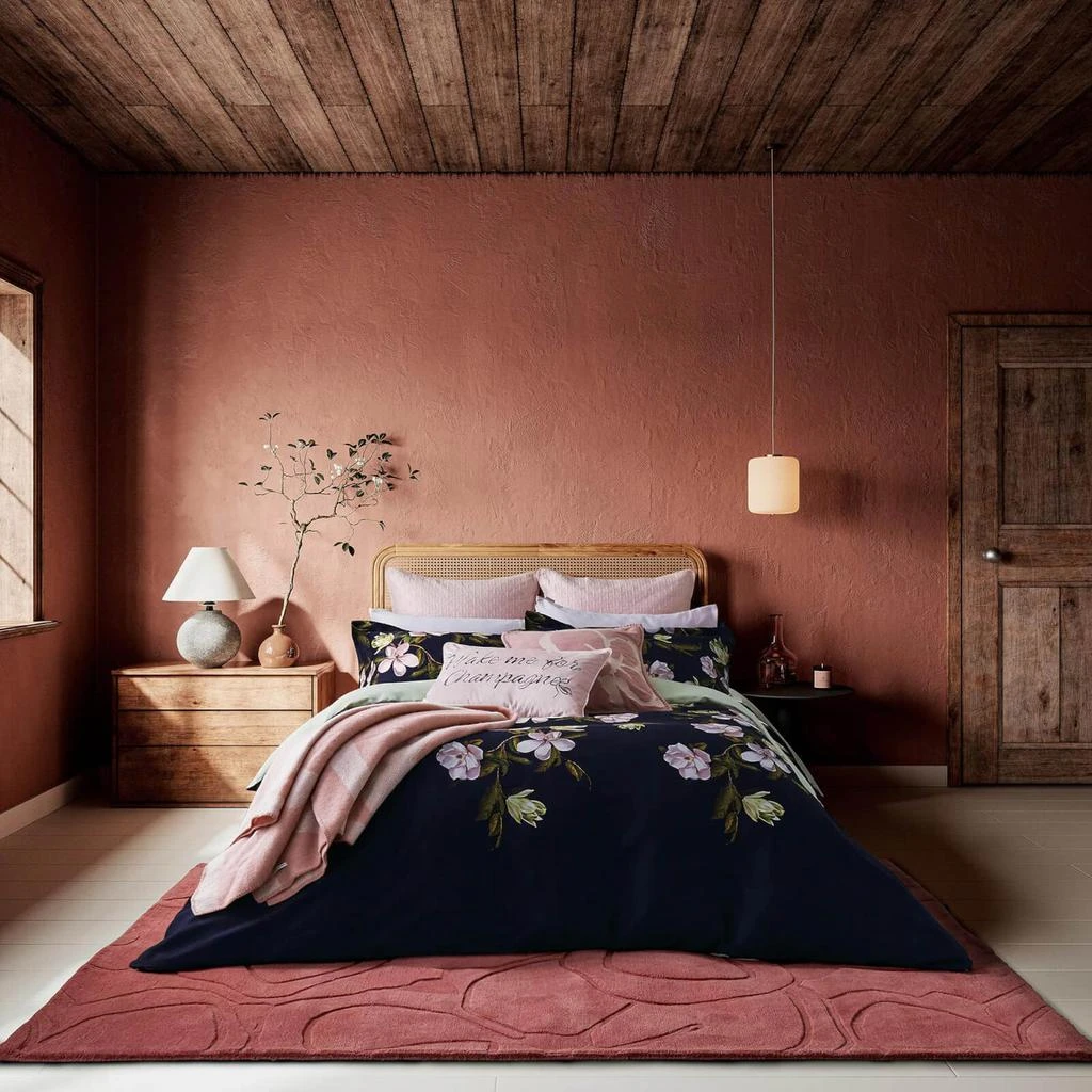 Ted Baker London Ted Baker Opal Floral Duvet Set - Navy 6