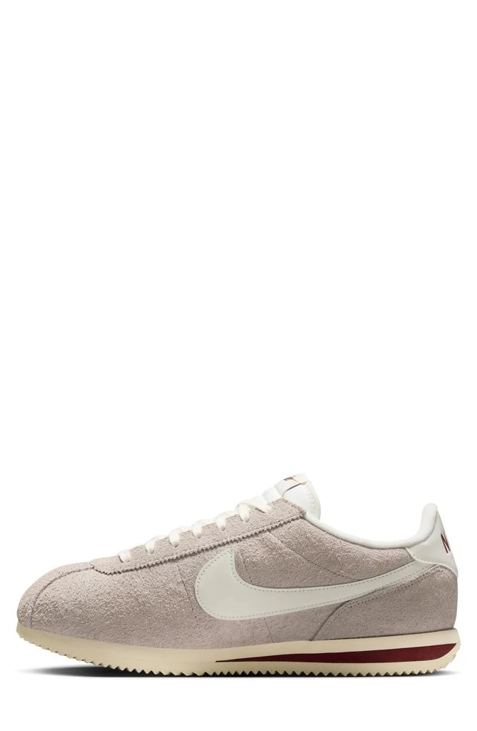 NIKE Cortez SE Sneaker 2