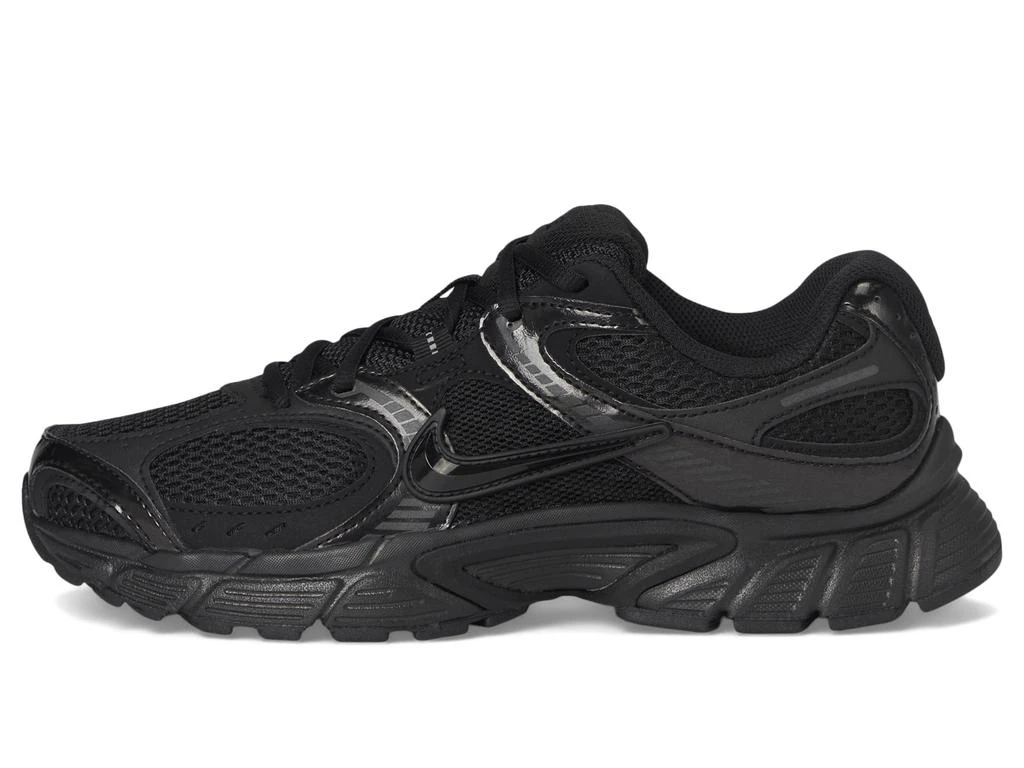 NIKE V5 Runner 4