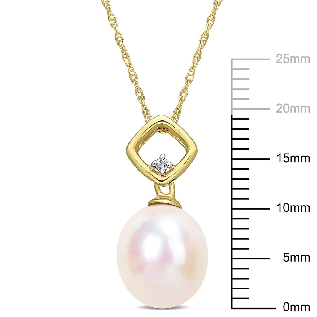 Mimi & Max 9-9.5mm Cultured Freshwater Pearl and Diamond Accent Drop Pendant with Chain in 10k Yellow Gold 3