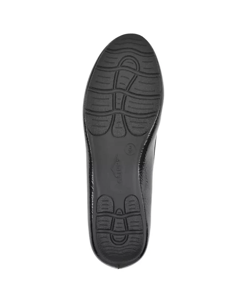 White Mountain Women's Glowing Loafers 5