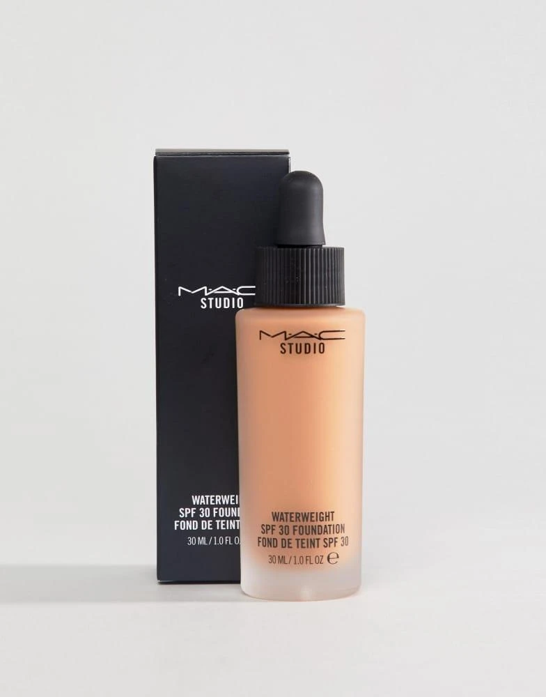 MAC MAC Studio Waterweight SPF 30/PA++ Foundation 13