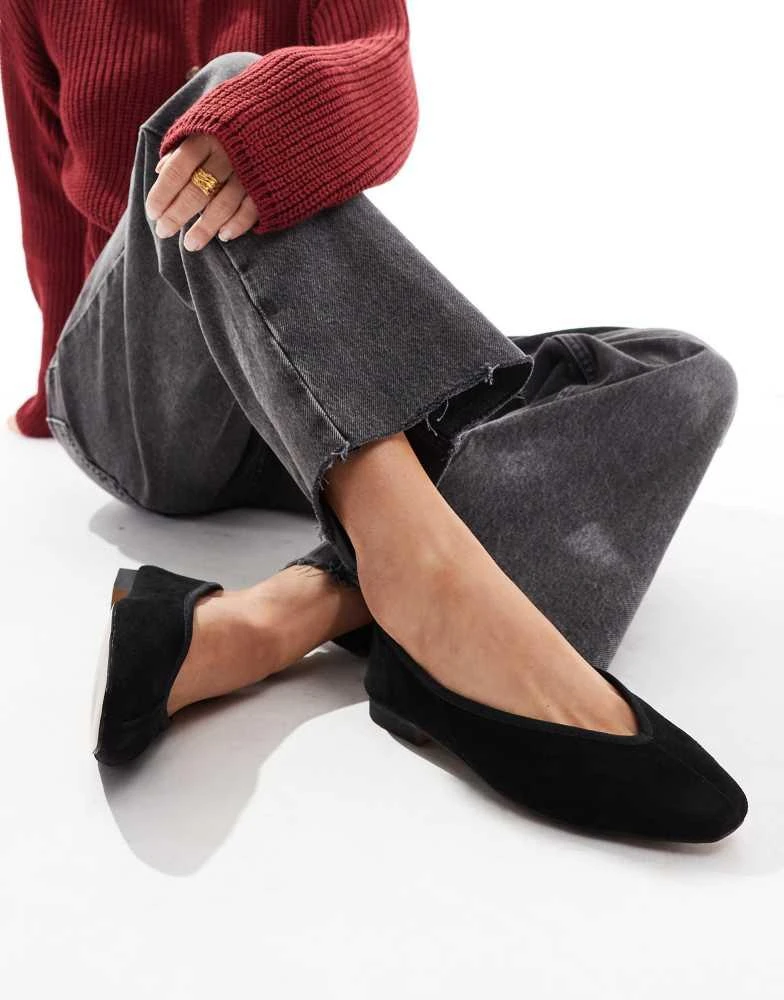 ASOS ASOS DESIGN Leni ballet in black 1