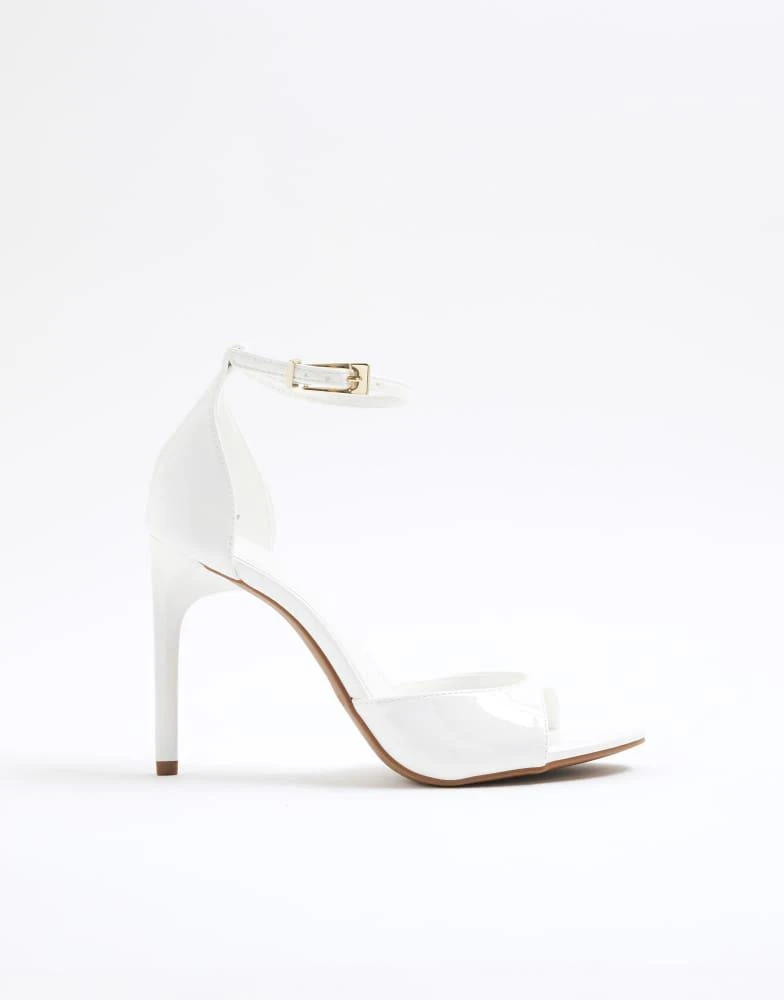 River Island River Island Closed back heels in white 1