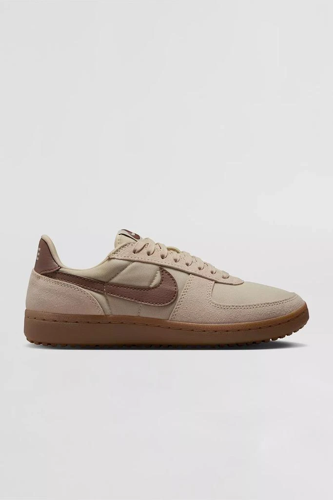 NIKE Nike Women's Field General SE Sneaker 2