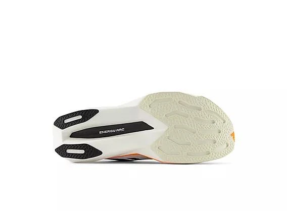 New Balance FuelCell SuperComp Pacer v2 5
