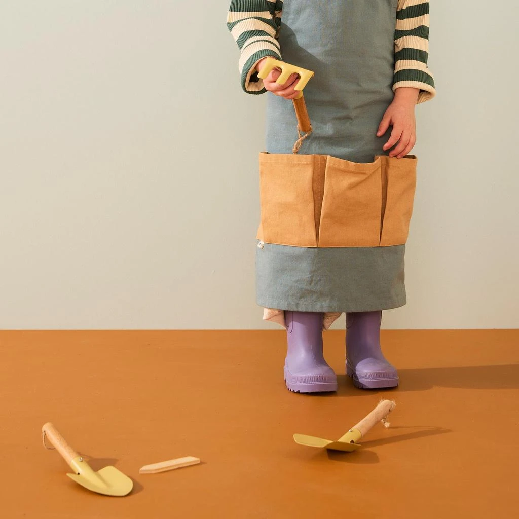 Kids Concept Kid's Concept Set with Apron and Tools 3