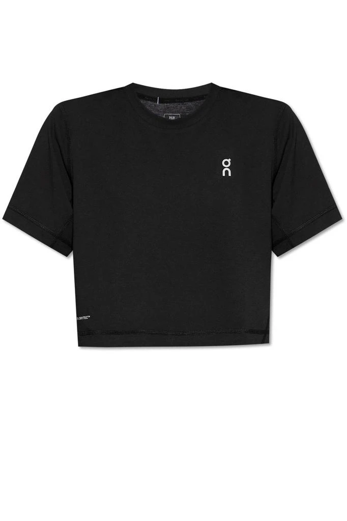 On On Running Logo-Printed Cropped Training T-Shirt 1