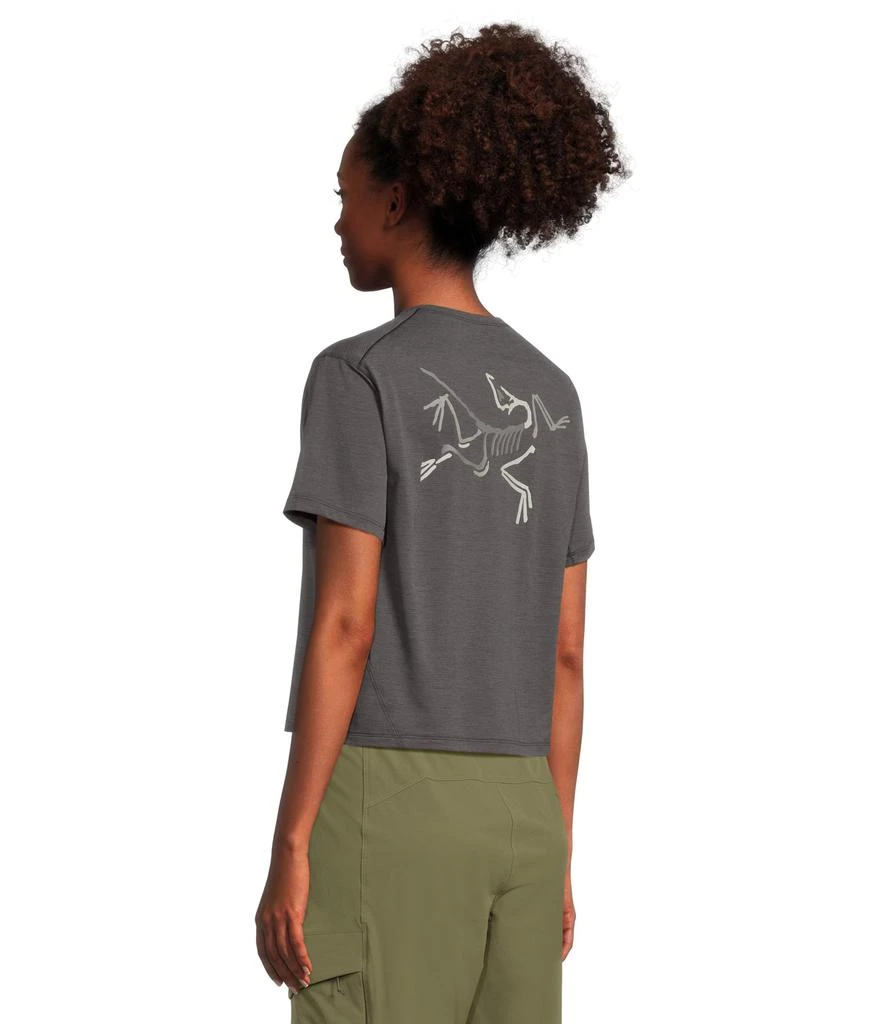 Arc
teryx Taema Crop Logo Short Sleeve 3