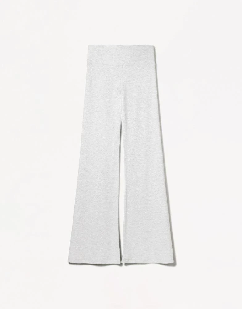 Bershka Bershka flared trousers in grey 2