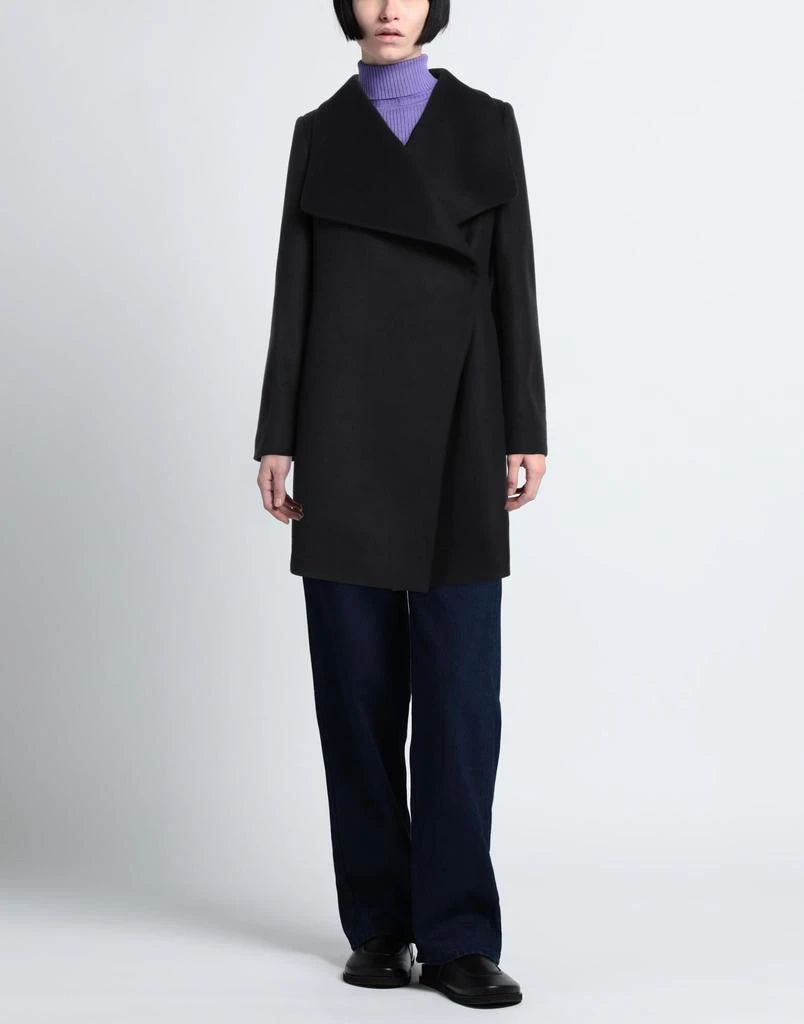ANNIE P. Coat 2