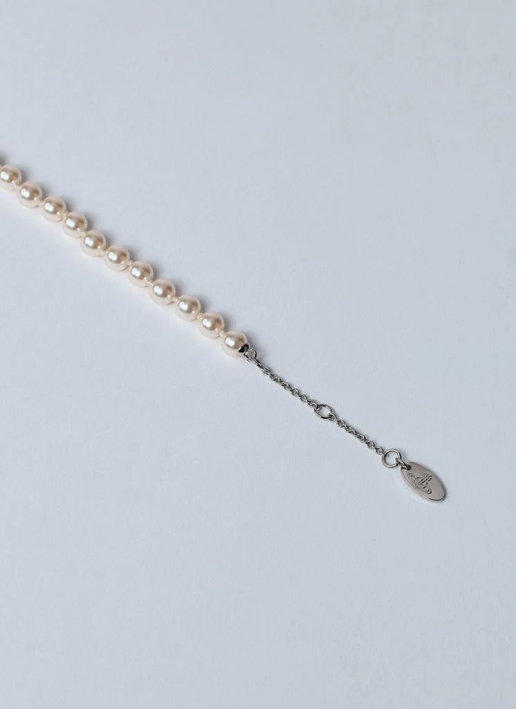 Vivienne Westwood Kitty Pearl Necklace 3