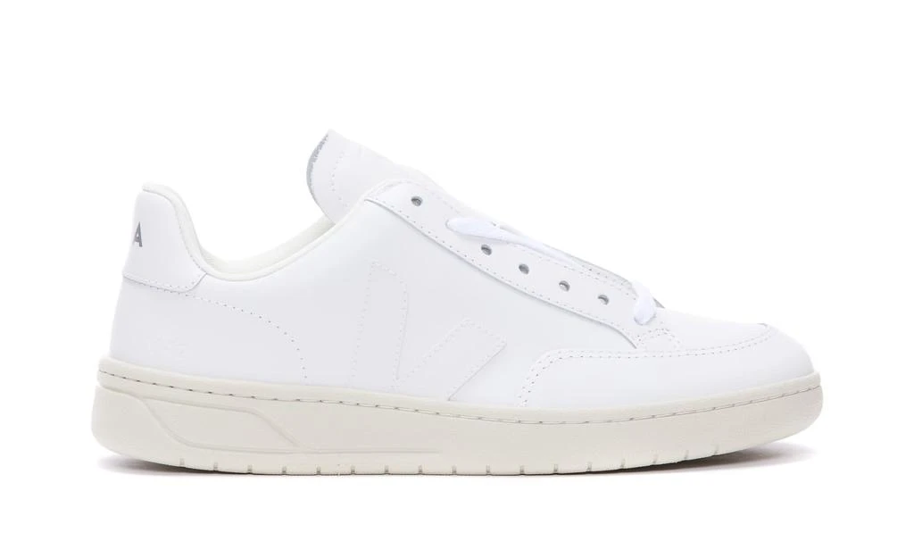 Veja V12 Sneakers 1