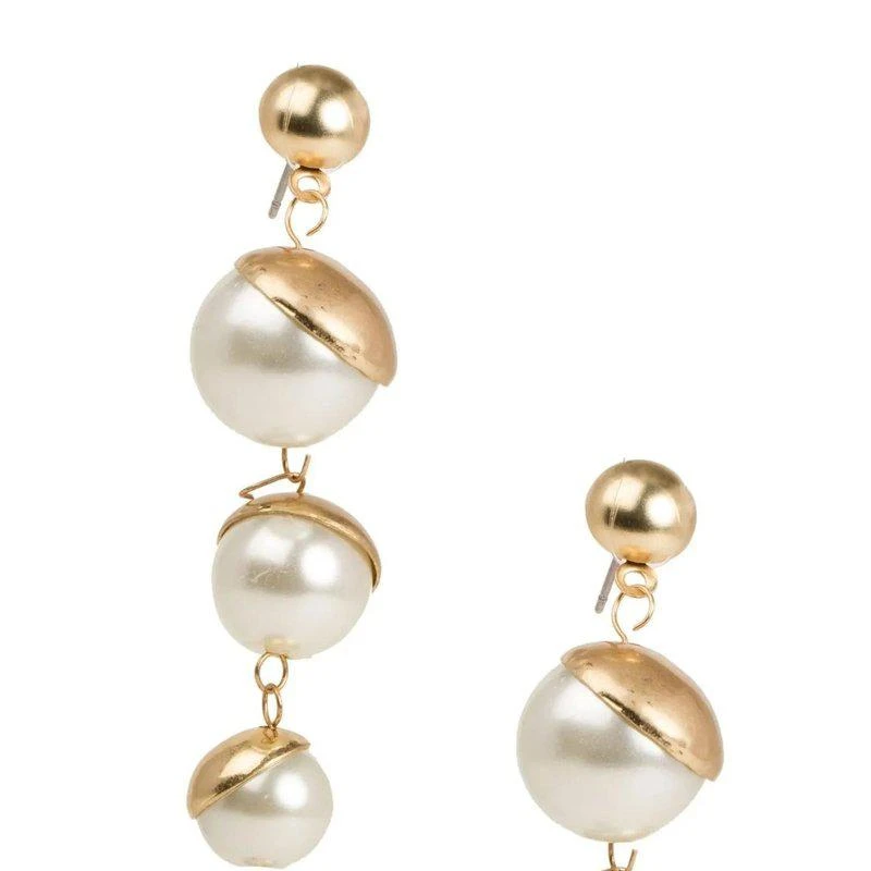 Saachi Style Half Moon Earring 1