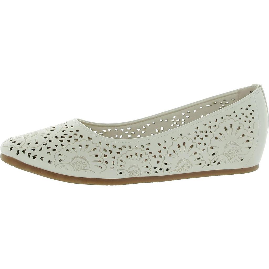 Baretraps Chika Womens Embossed Laser Cut Ballet Flats