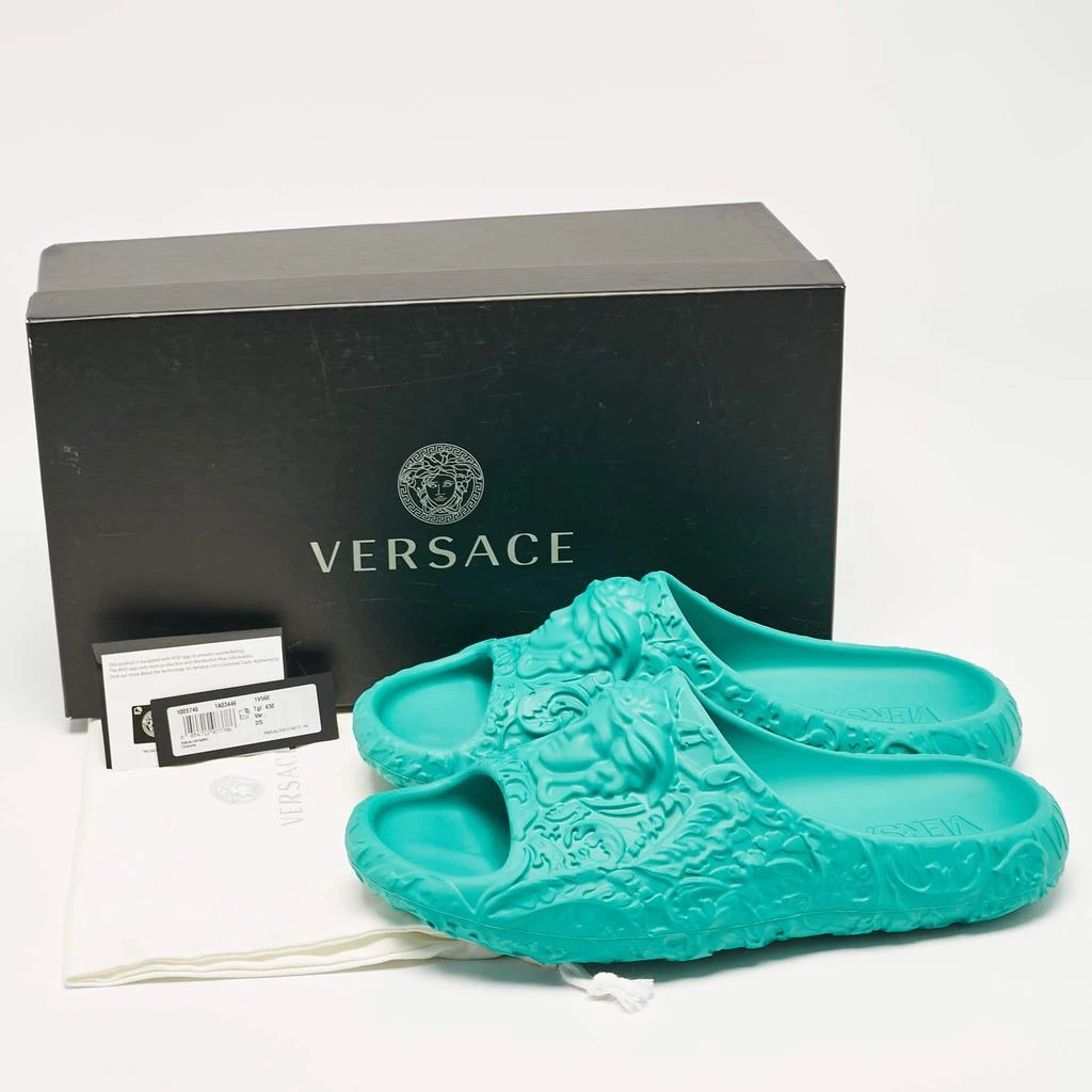 Versace Turquoise Blue Baroque Medusa Embossed Rubber Pool  display picture 1
