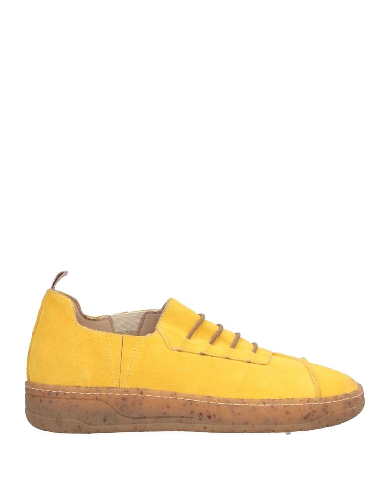 1725.A Sneakers