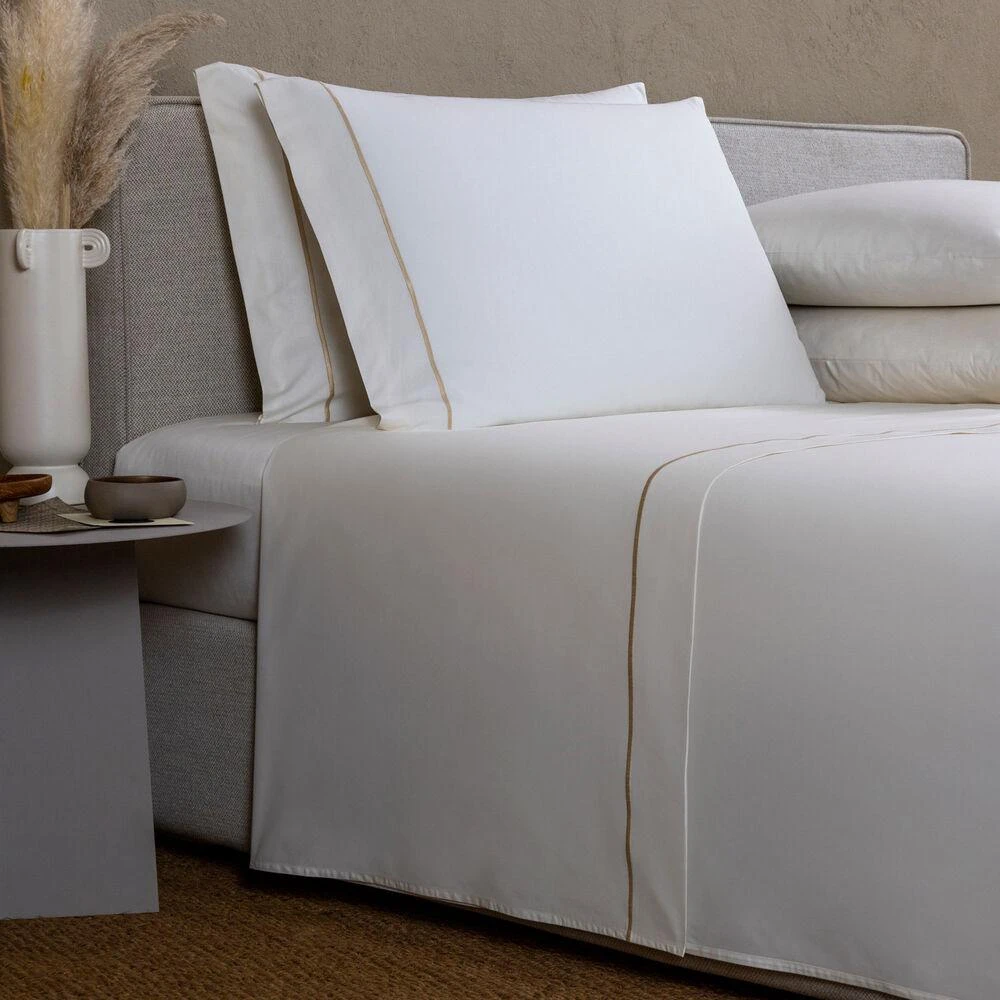 Frette Contemporary Sheet Set 9