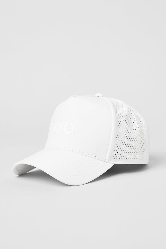 Alo Performance District Trucker Hat - White