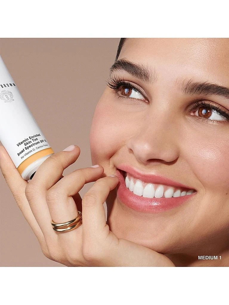 Bobbi Brown Vitamin Enriched Skin Tint SPF 15 10