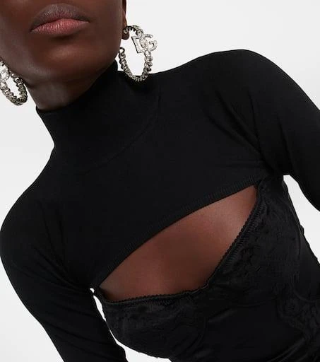 Dolce 
Gabbana x Kim turtleneck shrug 4