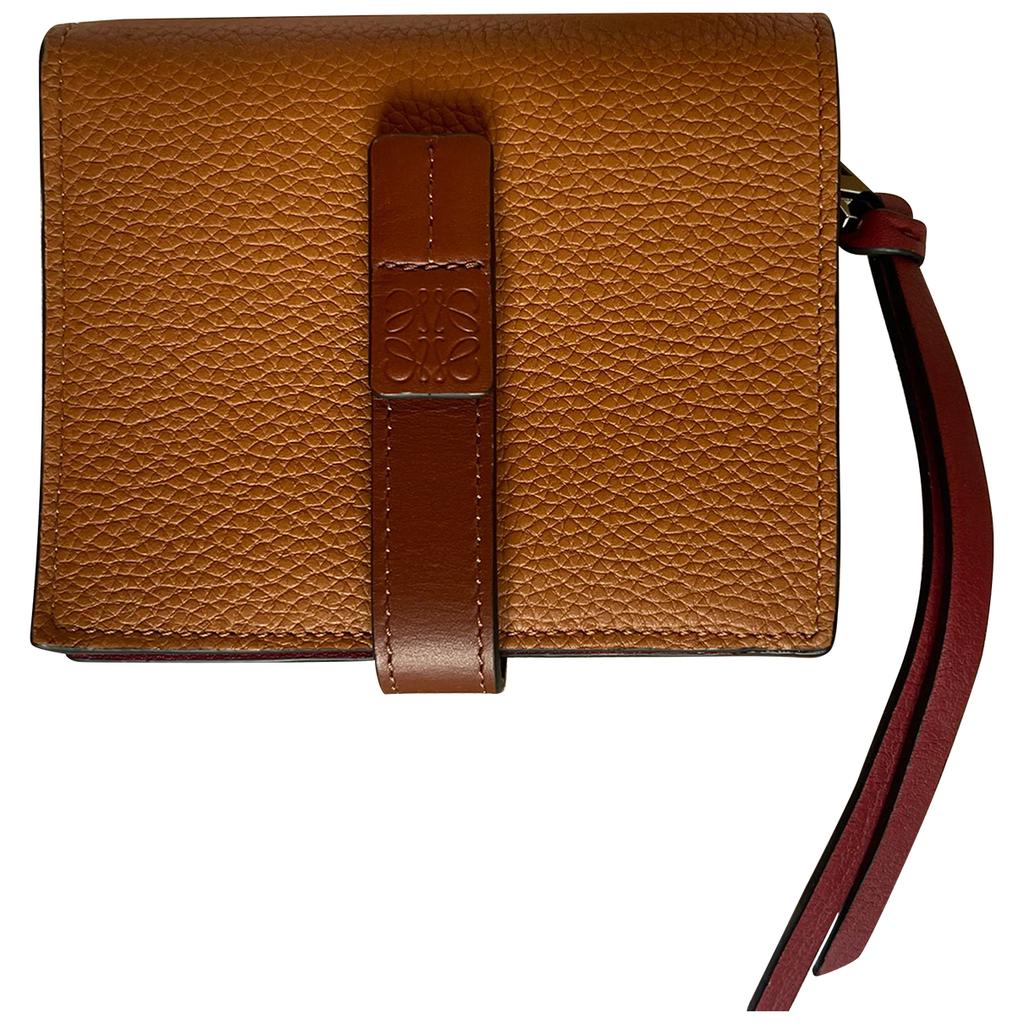 LOEWE Leather Knot Zip-Around Wallet - Wallets - BeyondStyle LOEWE Leather Knot Zip-Around Wallet - Wallets - BeyondStyle
