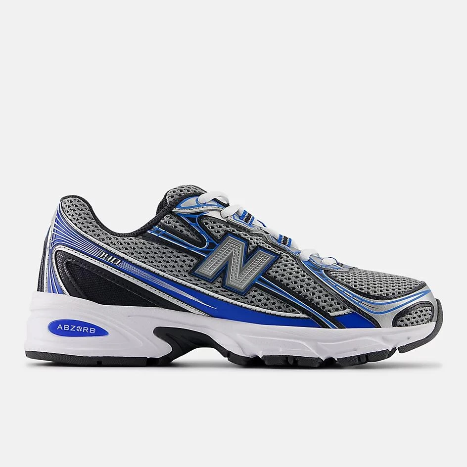 New Balance 740