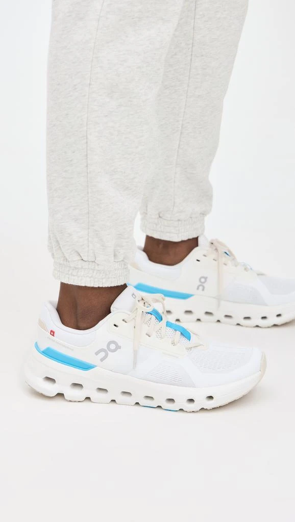On Cloudrunner 2 Sneakers 2