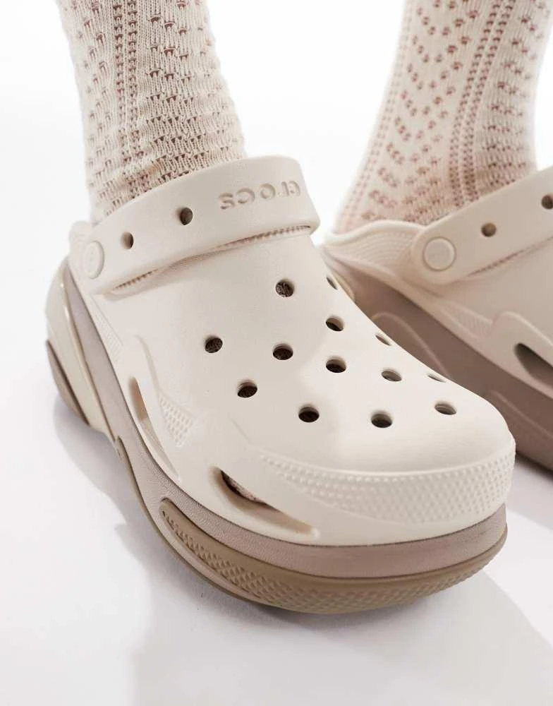 Crocs Crocs Bubble Crush platform clog in taupe 2