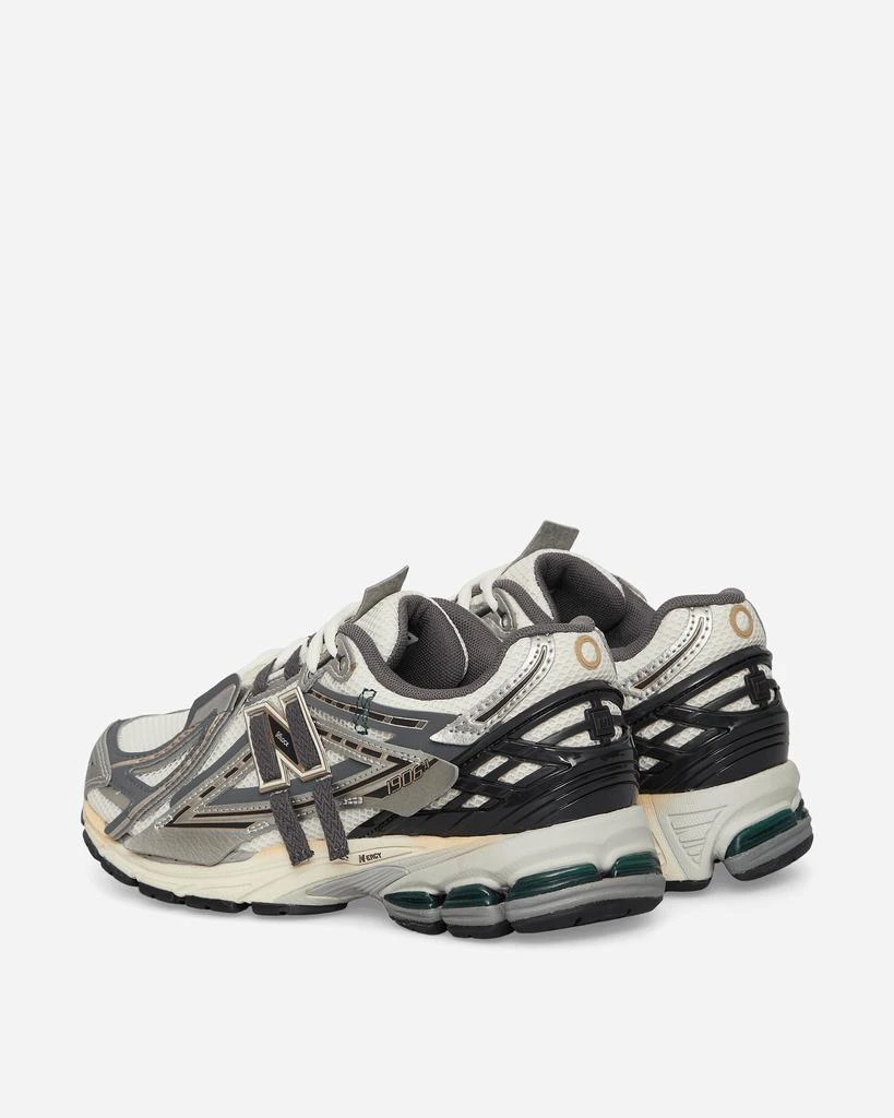 New Balance 1906A Sneakers Silver Metallic / Castlerock / Gold Metallic 4