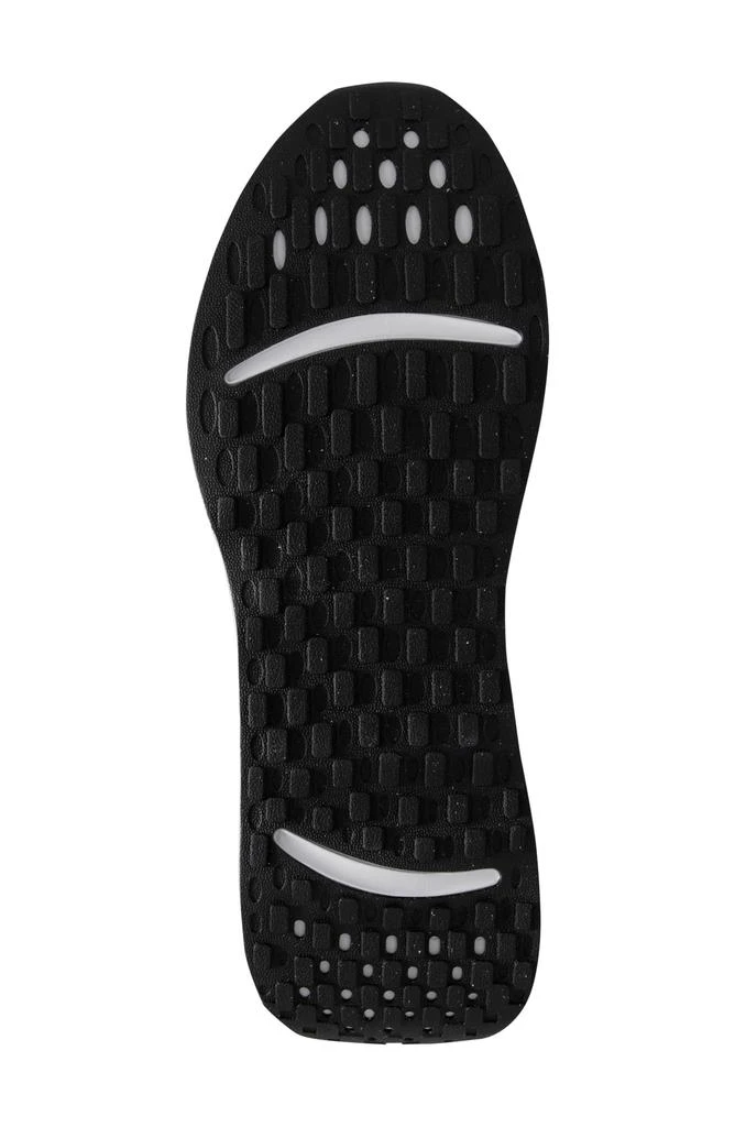 NIKE Promina Walking Sneaker 5