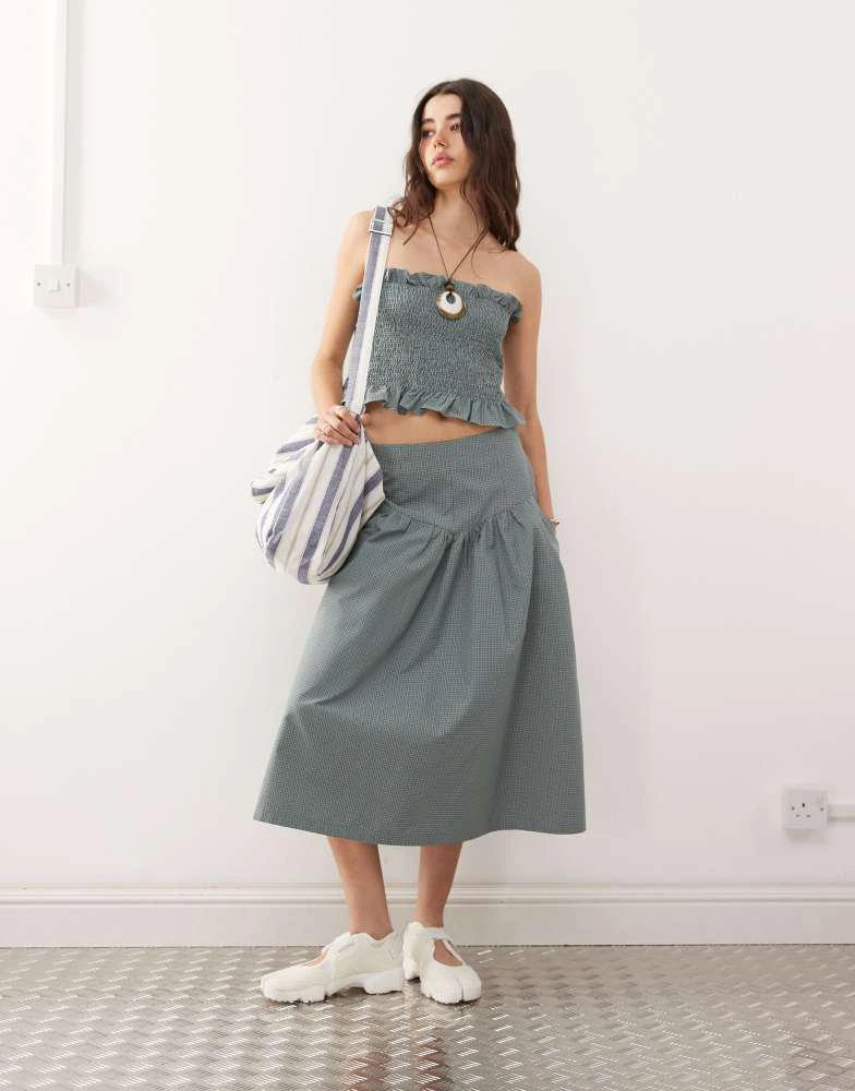 COLLUSION COLLUSION check shirred bandeau co-ord in green check 4