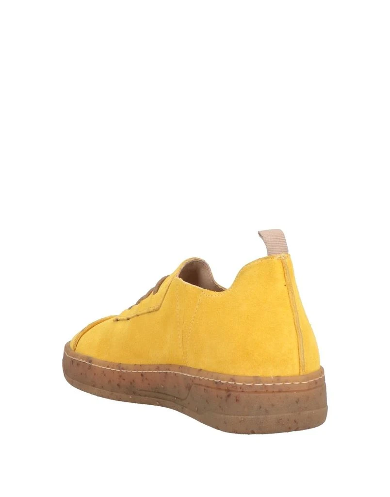 1725.A Sneakers 3