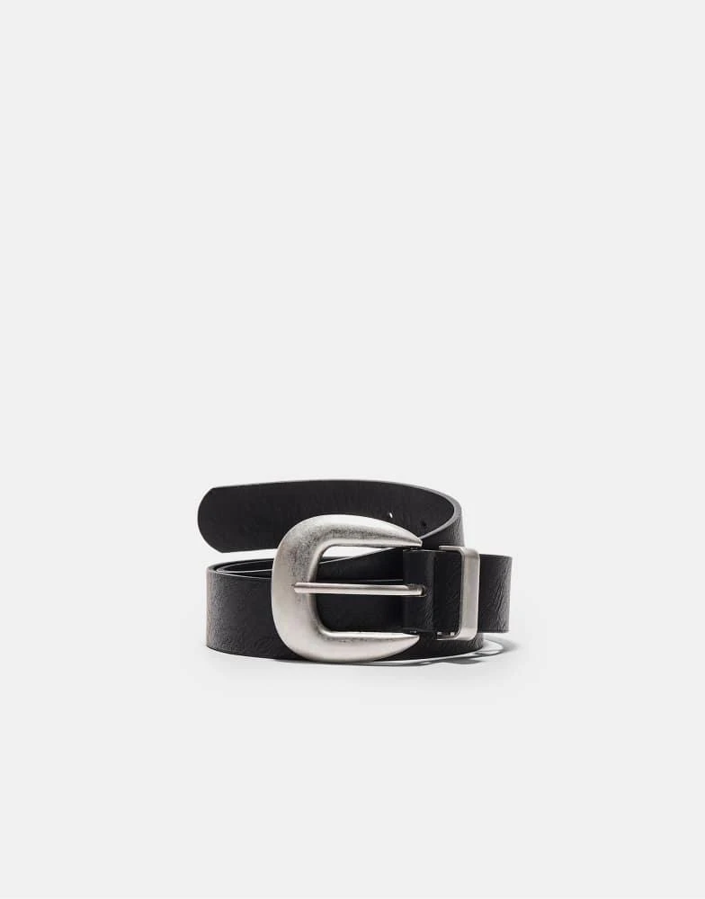 Stradivarius Stradivarius Basic matte buckle belt in black 3