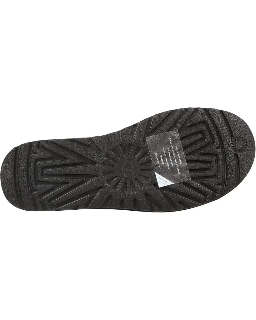 UGG Women's UGG Bailey Button II 3