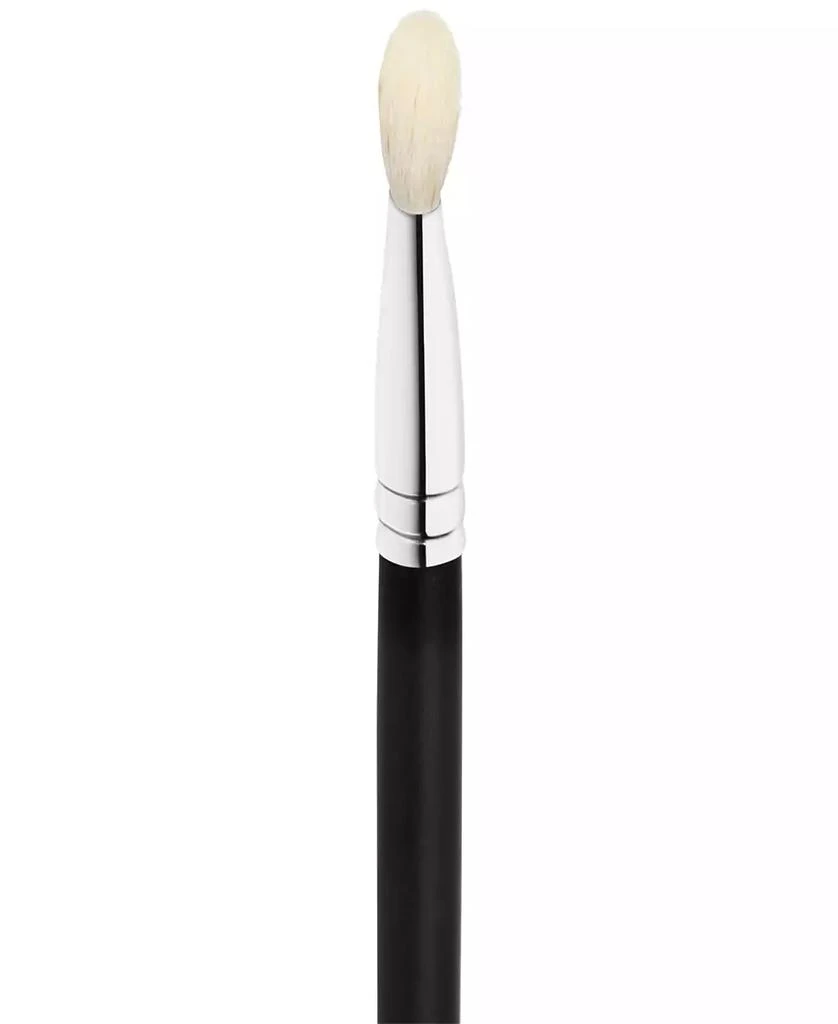 MAC 217S Blending Brush 3