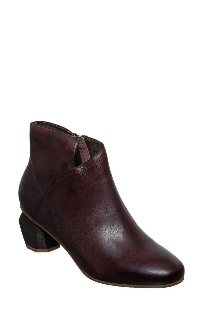 ANTELOPE Perrin Sculptural Heel Bootie 1