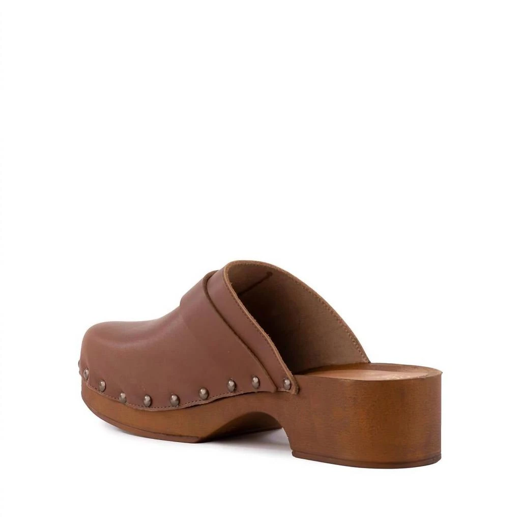 Seychelles Loud & Clear Clog In Cognac 4