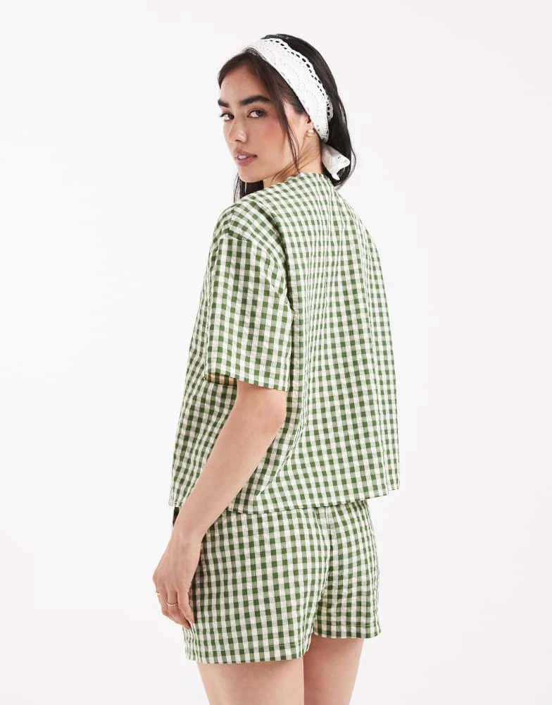 Daisy Street Daisy Street gingham tie front top in green check co-ord 4