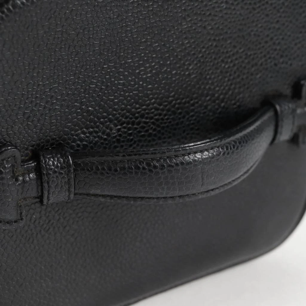 Chanel Vanity Leather Clutch Bag (Pre-Owned) 5