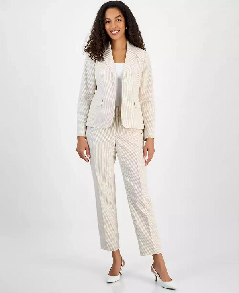 Le Suit Women
s Seersucker Two-Button Notch-Collar 
Mid-Rise Slim Pants Set, Regular 
Petite 2