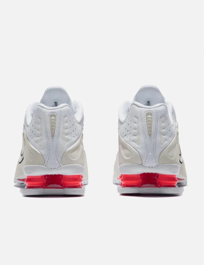 NIKE Nike Shox R4 3