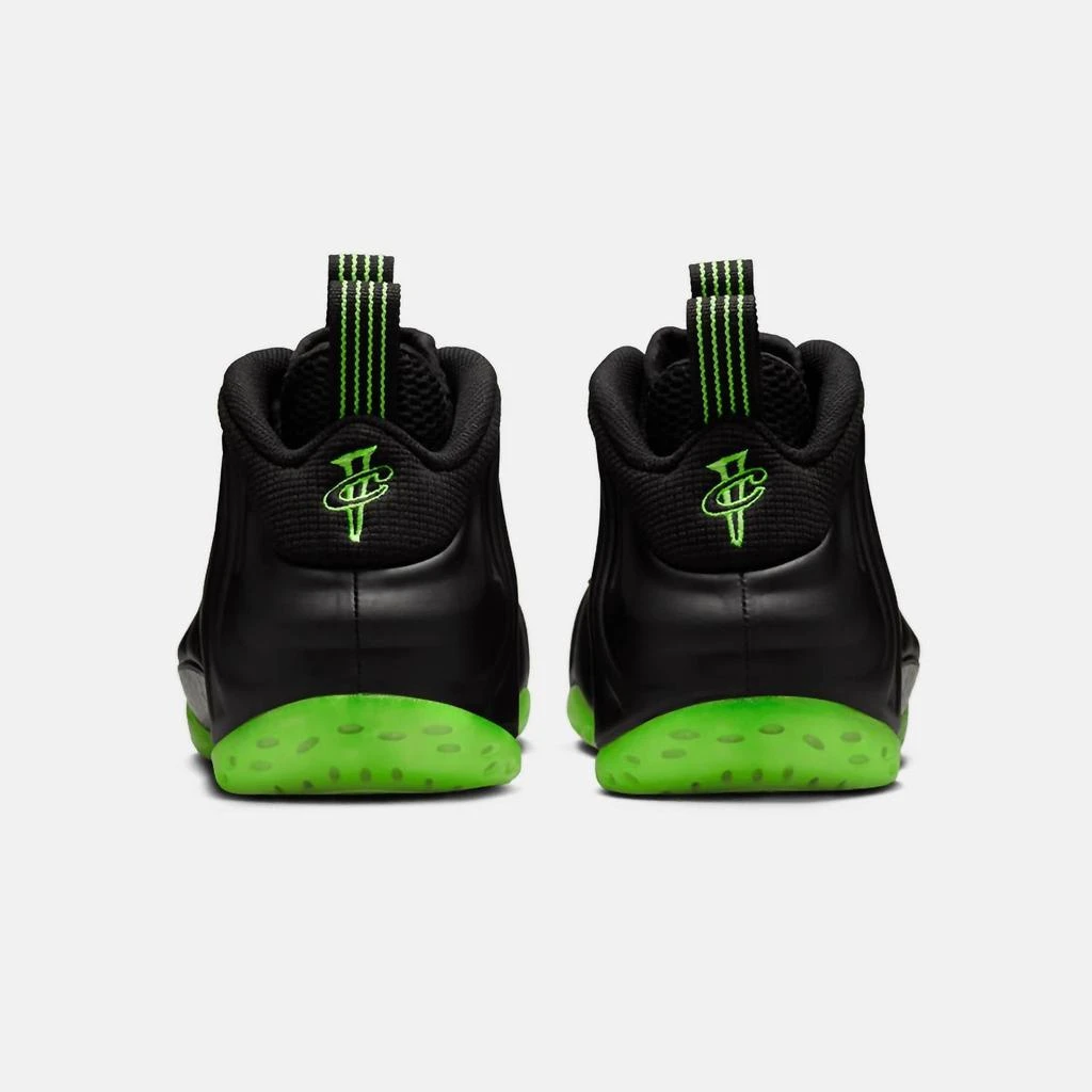 NIKE Nike - Men's Air Foamposite One Shoes 5
