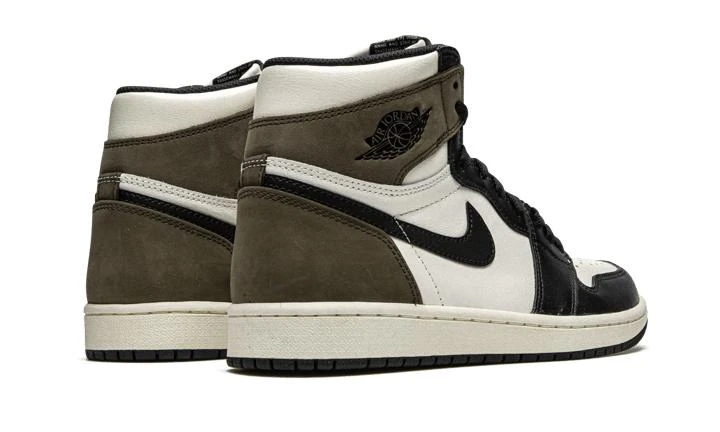 Jordan Air Jordan 1 Retro High OG 4